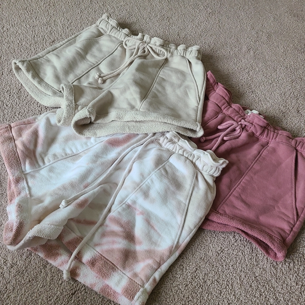 3 pairs abercrombie shorts size medium